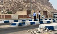 خدا قوت فرماندار کنگان به تلاشگران پلیس راه سیراف ـ عسلویه در گرمای طاقت‌فرسای تابستان